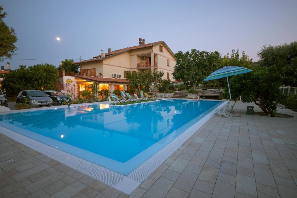 로디가르가니코 Agriturismo Nardini 빌라 외부 사진